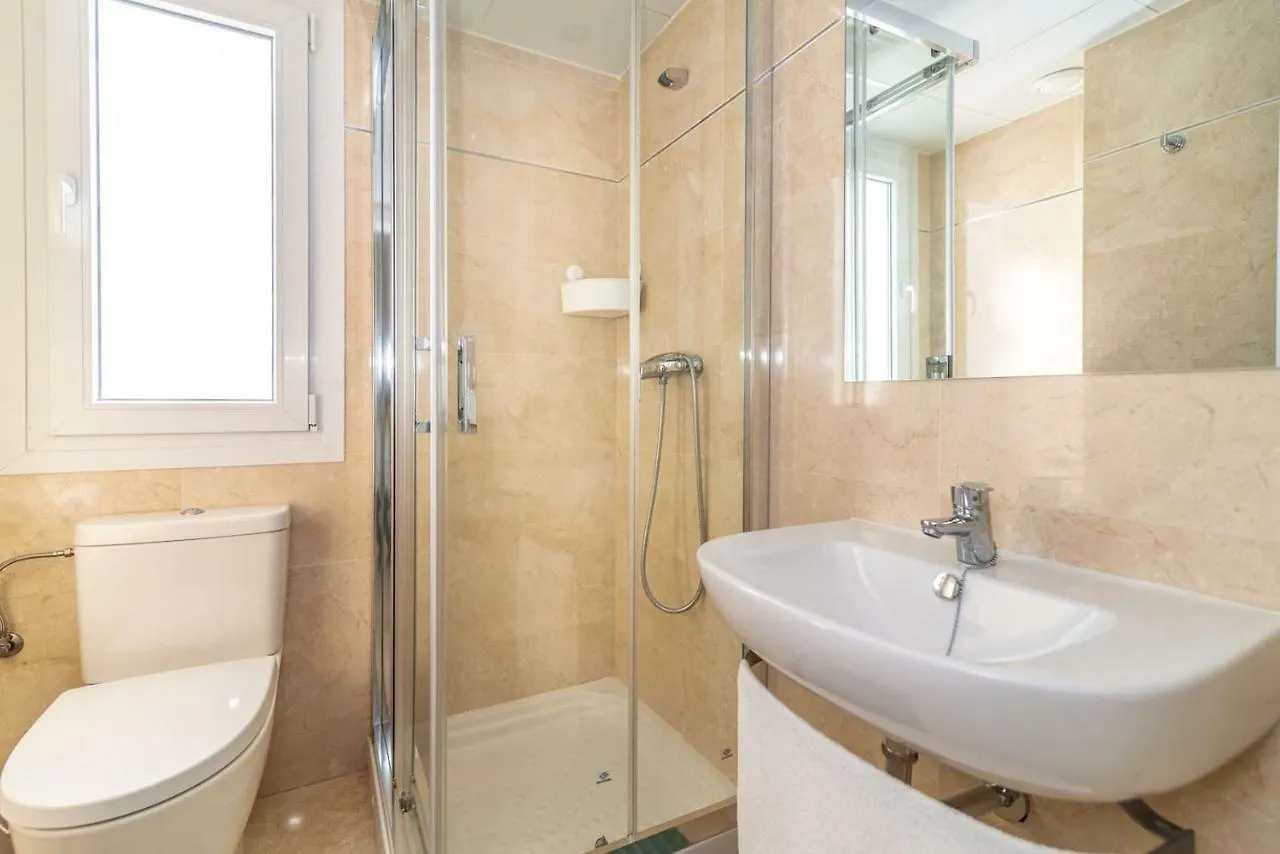 Recently Decorated 2Bdr Penthouse In Fuengirola 아파트
