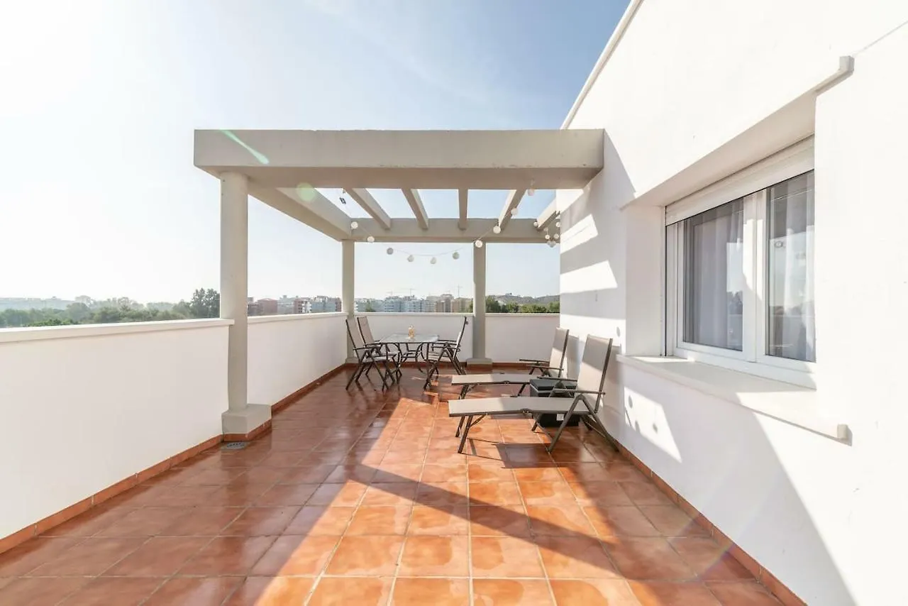Recently Decorated 2Bdr Penthouse In Fuengirola Apartment